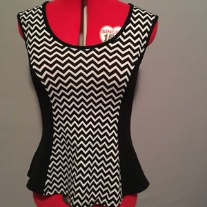 Knit zig zag peplum tank